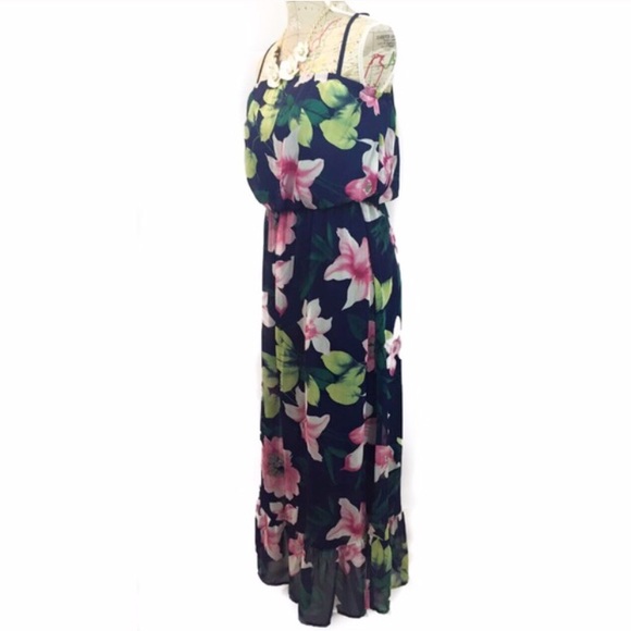 Tropical Floral Maxi Dress - Picture 3 of 4